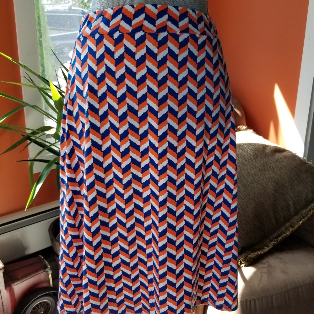 NWT Leota Haylee Geo Print Swing Skirt